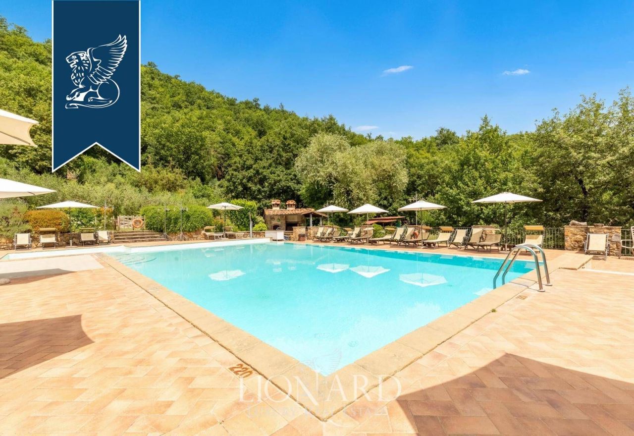 Ферма в Ареццо, Италия, 1 186 м² - фото 6