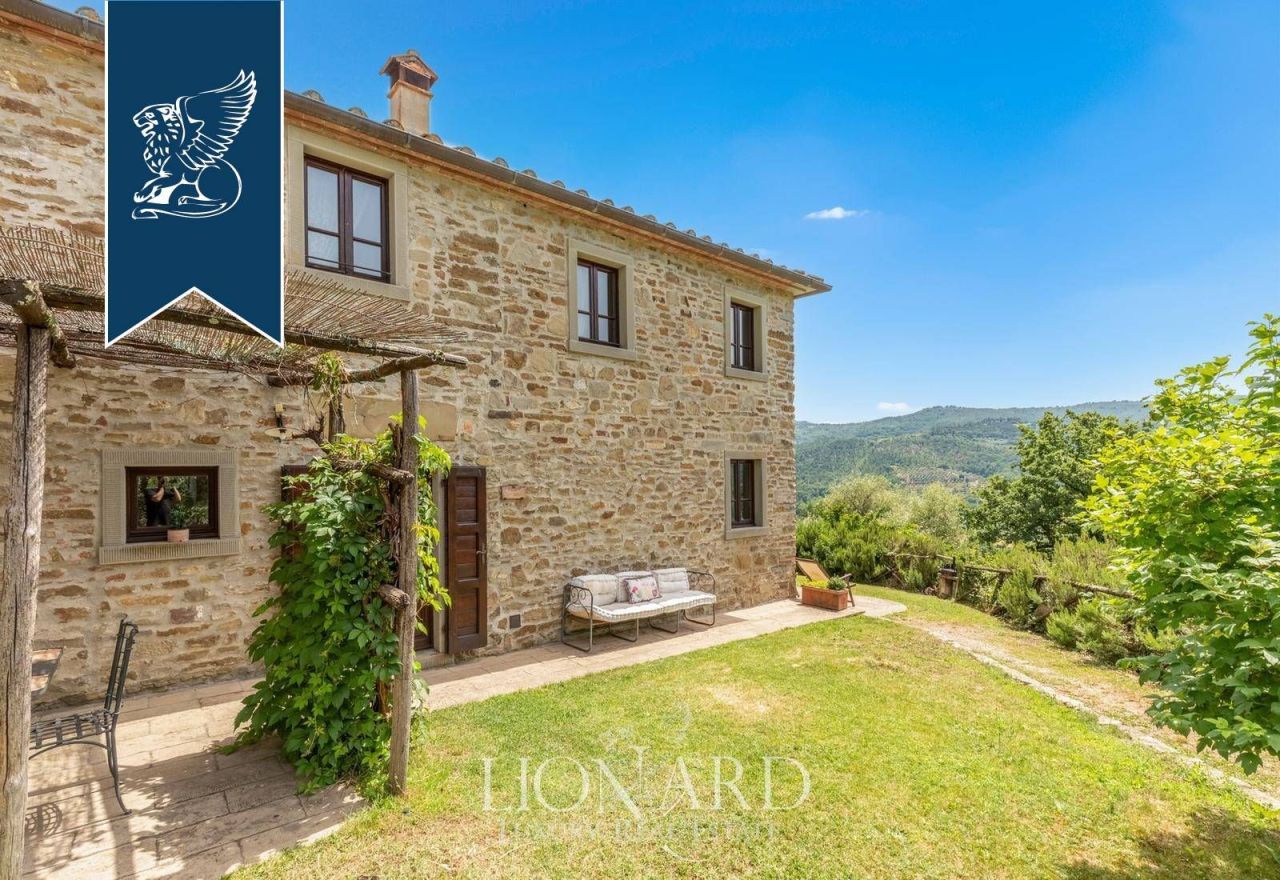 Ферма в Ареццо, Италия, 1 186 м² - фото 12