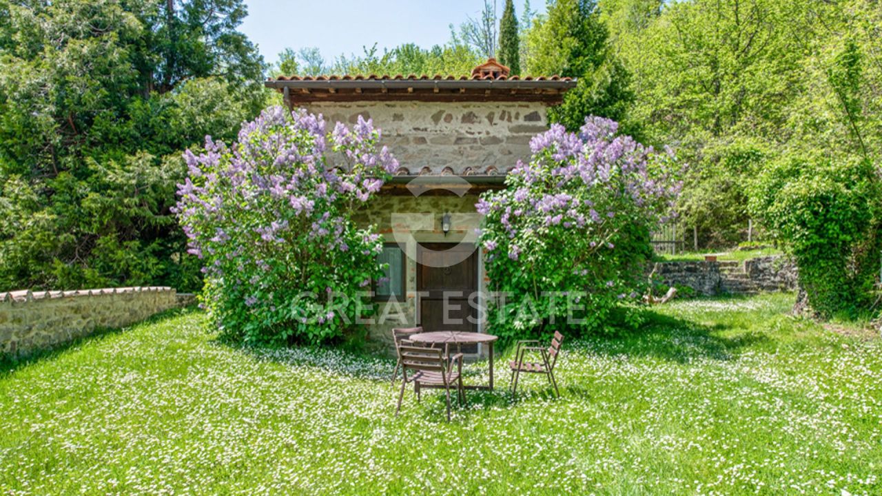 Дом Castelfranco Piandiscò, Италия, 1 300 м² - фото 7