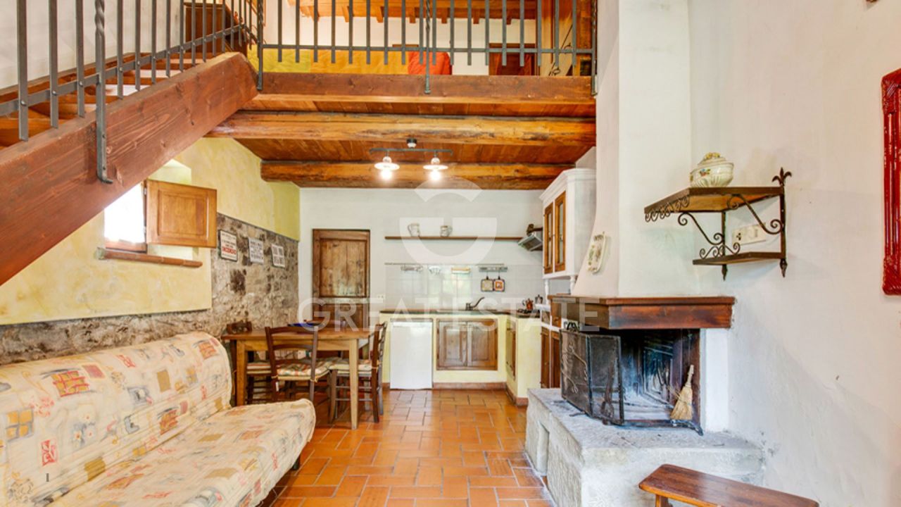 Дом Castelfranco Piandiscò, Италия, 1 300 м² - фото 13