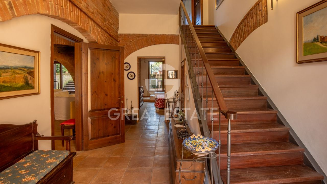 Апартаменты в Кастильоне-дель-Лаго, Италия, 283.2 м² - фото 15