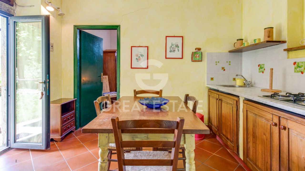 Дом Castelfranco Piandiscò, Италия, 1 300 м² - фото 17