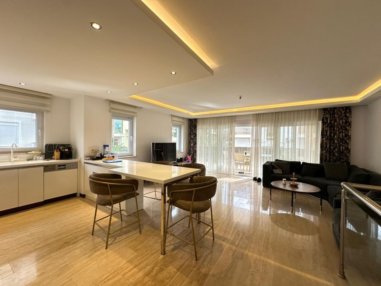 Апартаменты в Алании, Турция, 250 м² - фото 2