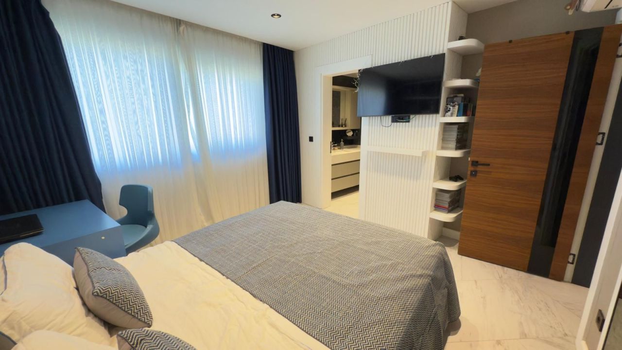 Апартаменты в Алании, Турция, 165 м² - фото 11