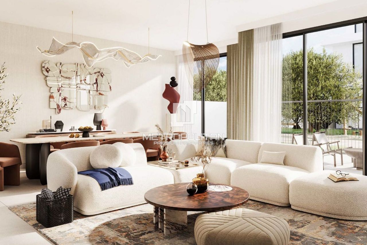 Таунхаус в Дубае, ОАЭ, 326 м² - фото 1