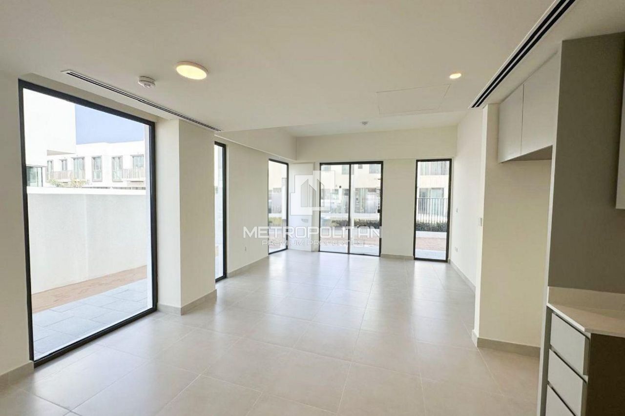 Таунхаус в Дубае, ОАЭ, 210 м² - фото 4