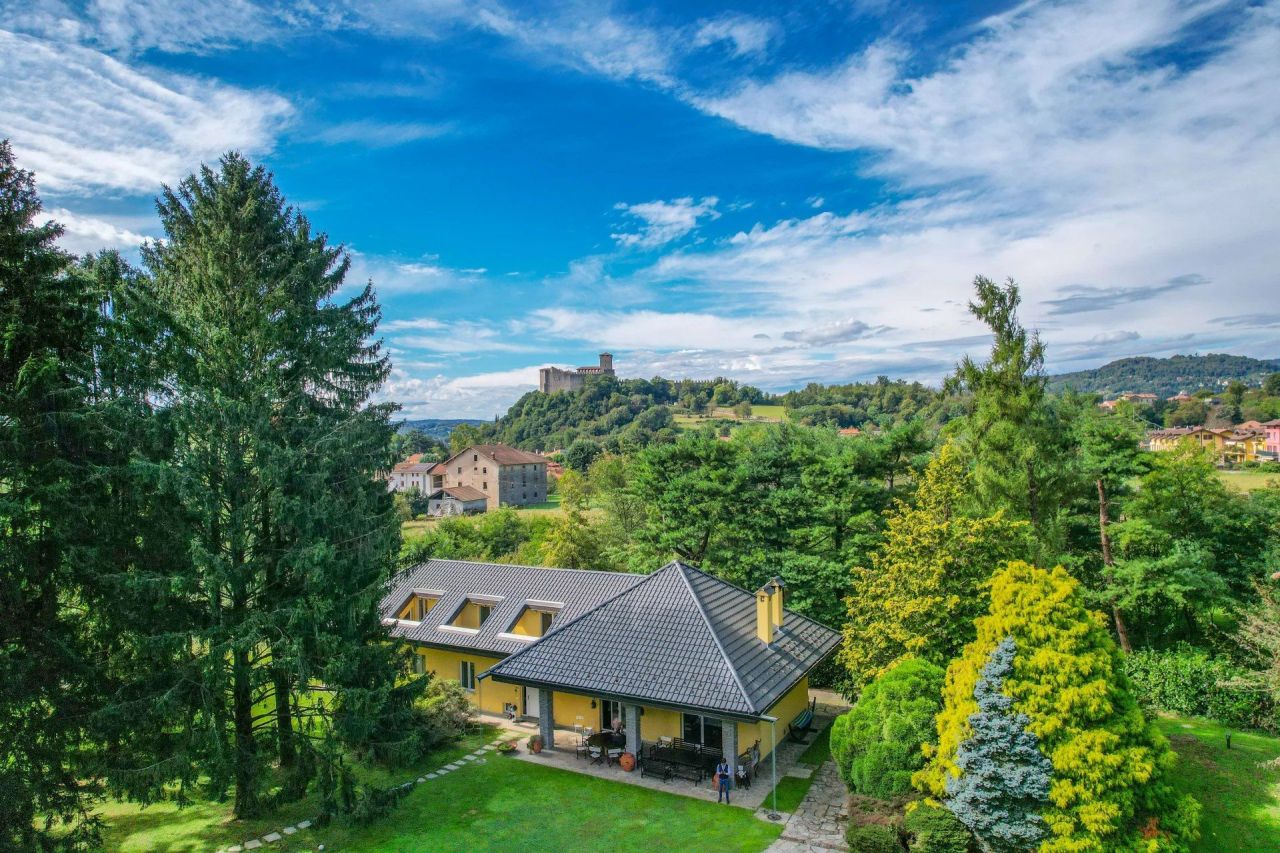 Вилла в Анджере, Италия, 300 м² - фото 5