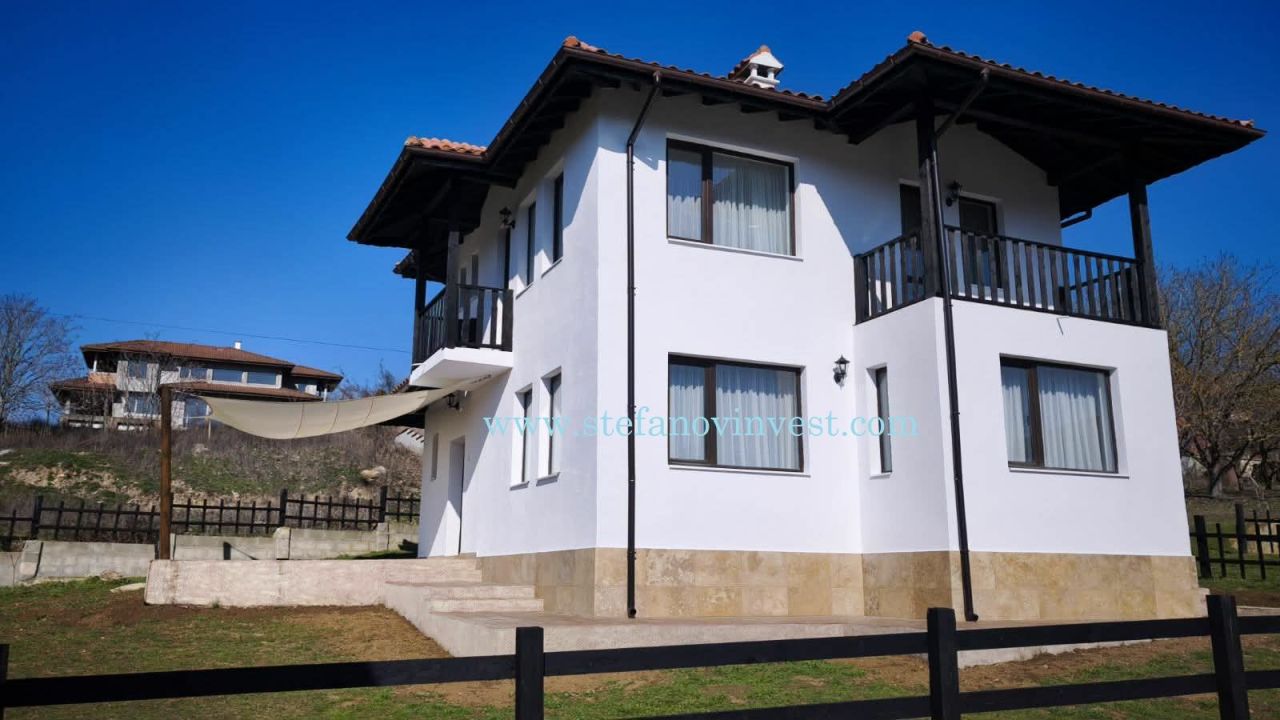 Дом в Балчике, Болгария, 122 м² - фото 1