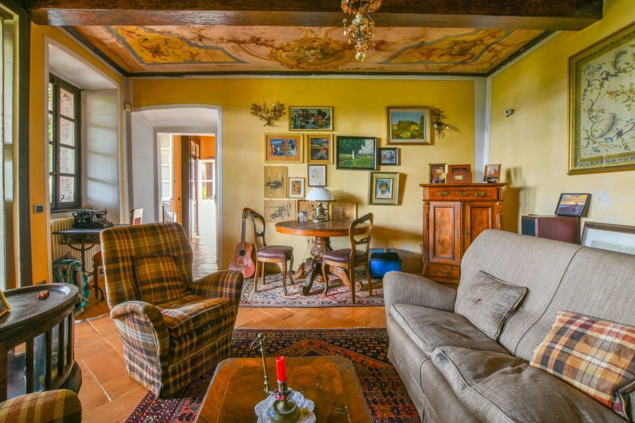 Вилла в Лезе, Италия, 516 м² - фото 9