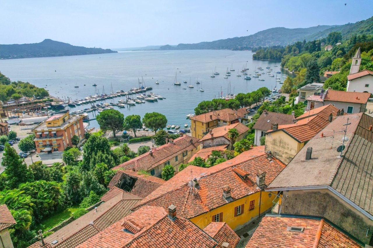 Вилла в Лезе, Италия, 516 м² - фото 2