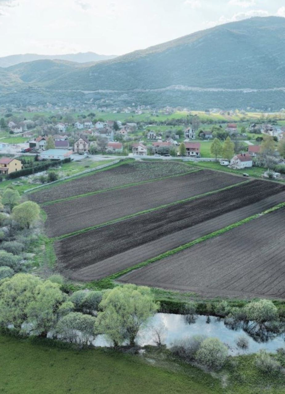 Земля в Никшиче, Черногория, 5 037 м² - фото 2