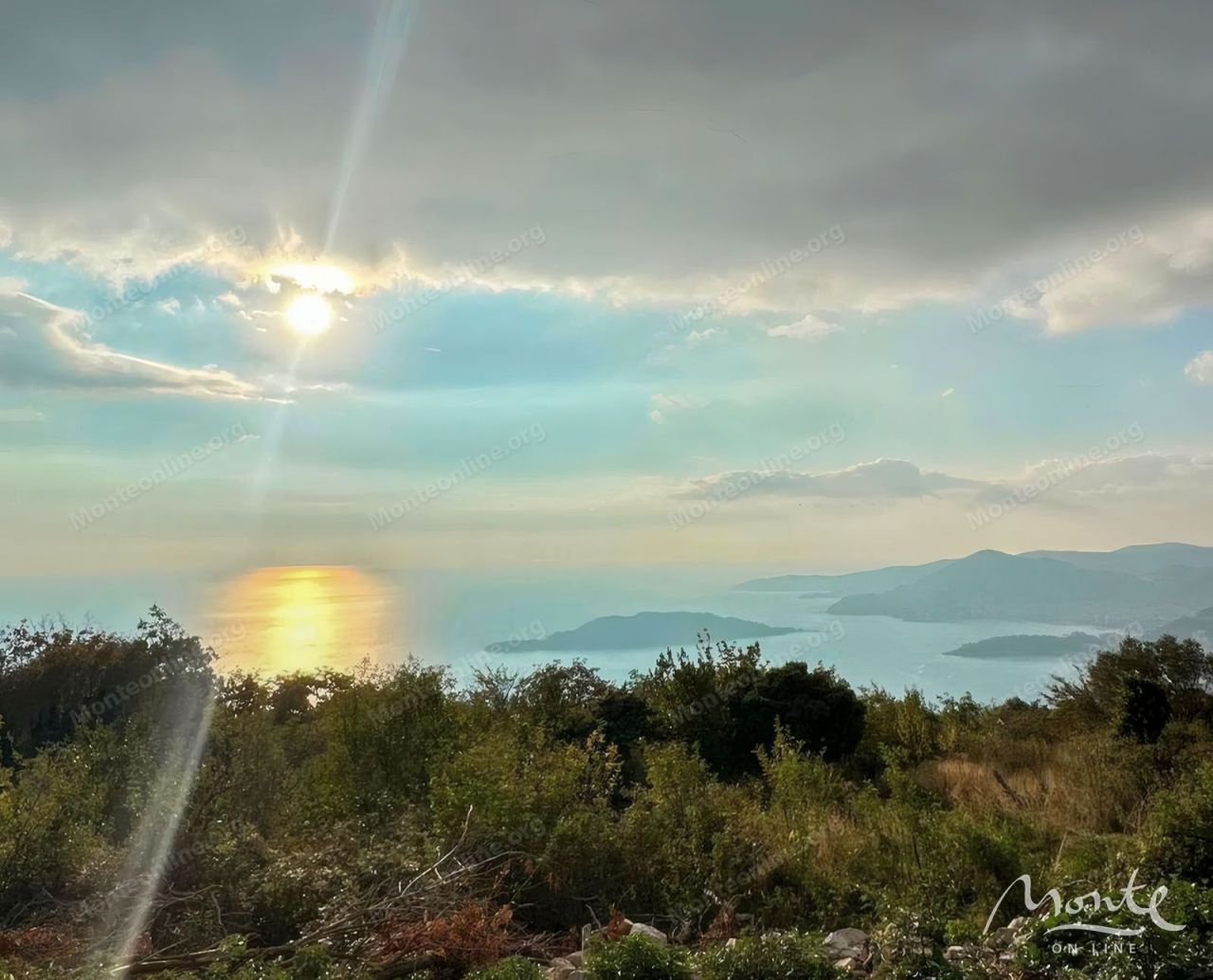 Земля в Будве, Черногория, 275 м² - фото 1