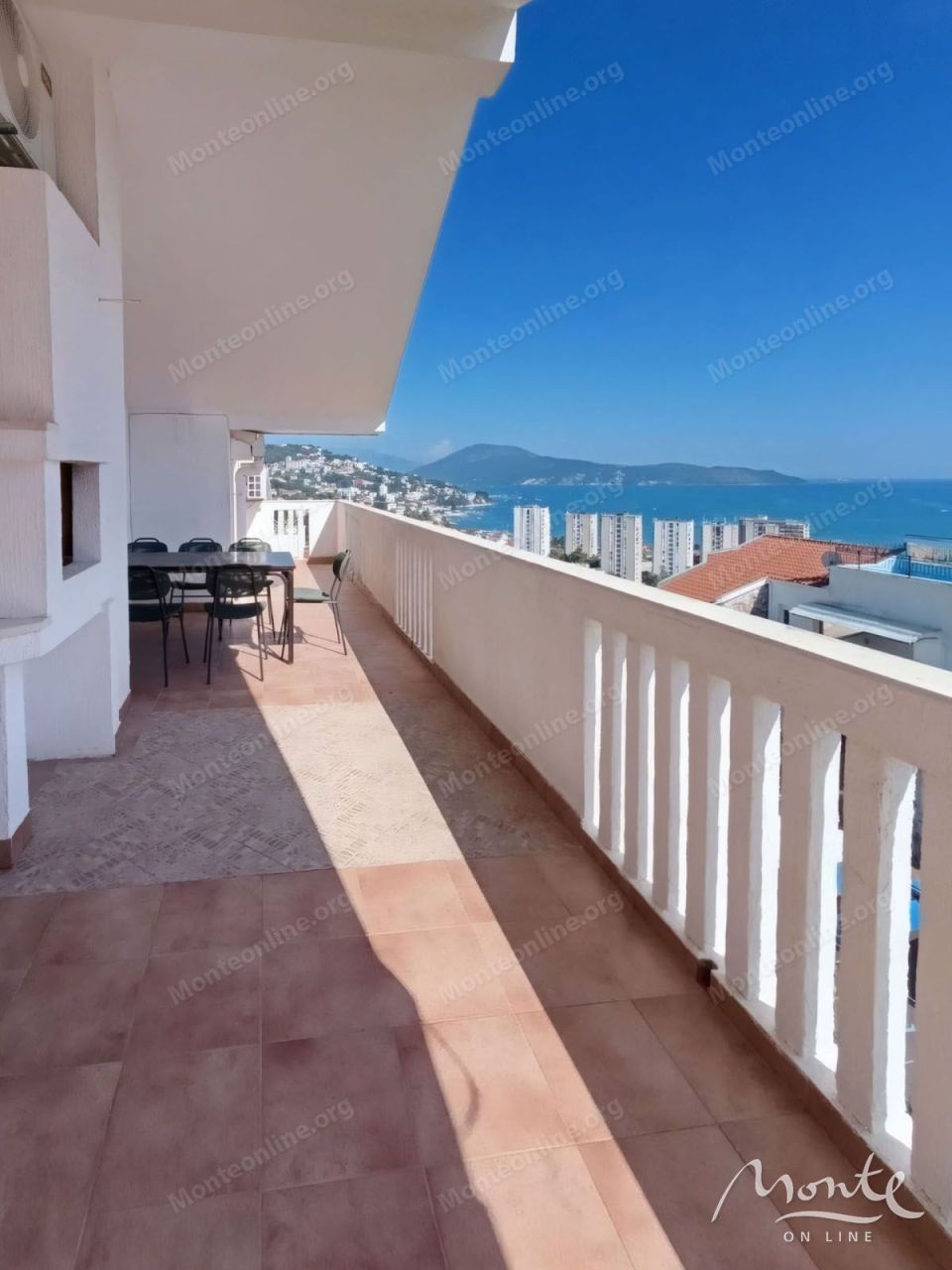 Апартаменты в Игало, Черногория, 131 м² - фото 2