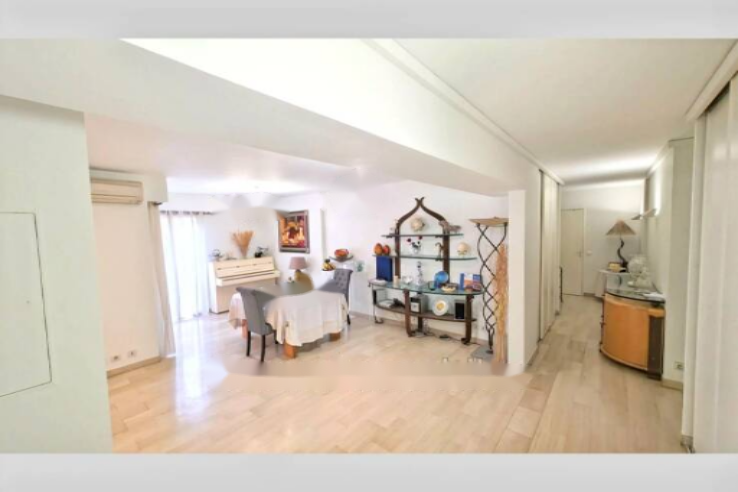 Квартира в Каннах, Франция, 131 м² - фото 1