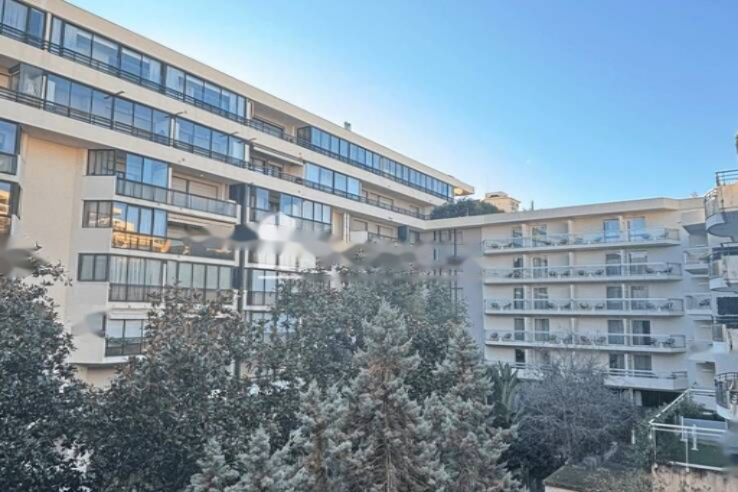 Квартира в Каннах, Франция, 27 м² - фото 1