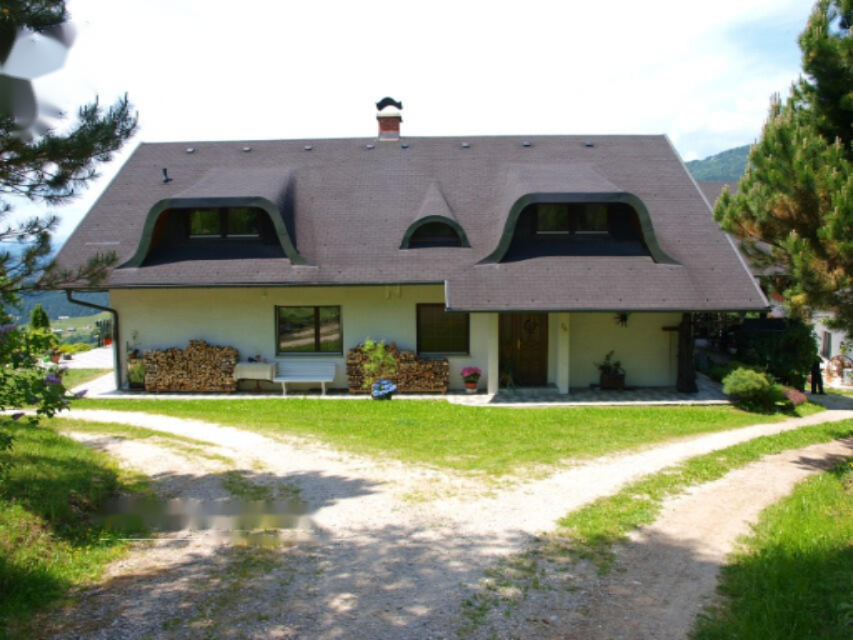 Ферма в Муте, Словения, 114 666 м² - фото 2