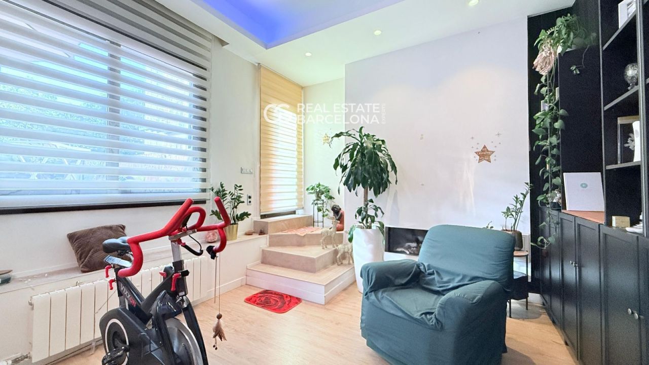 Дом в Барселоне, Испания, 650 м² - фото 7