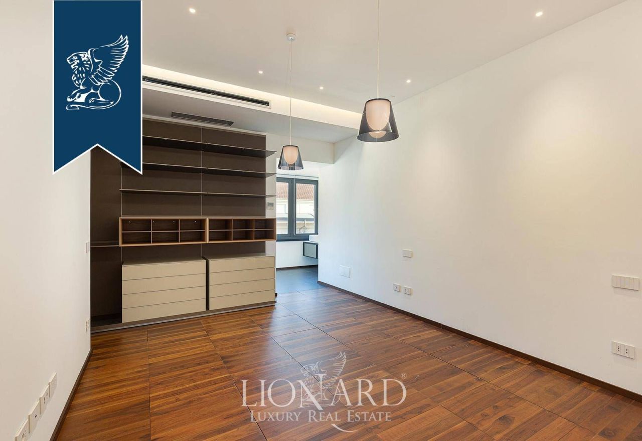 Апартаменты в Милане, Италия, 250 м² - фото 9