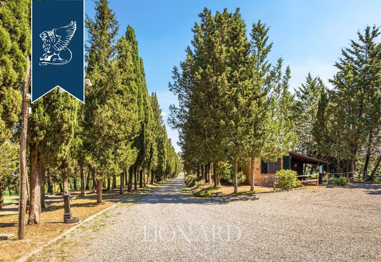 Ферма во Флоренции, Италия, 2 100 м² - фото 11