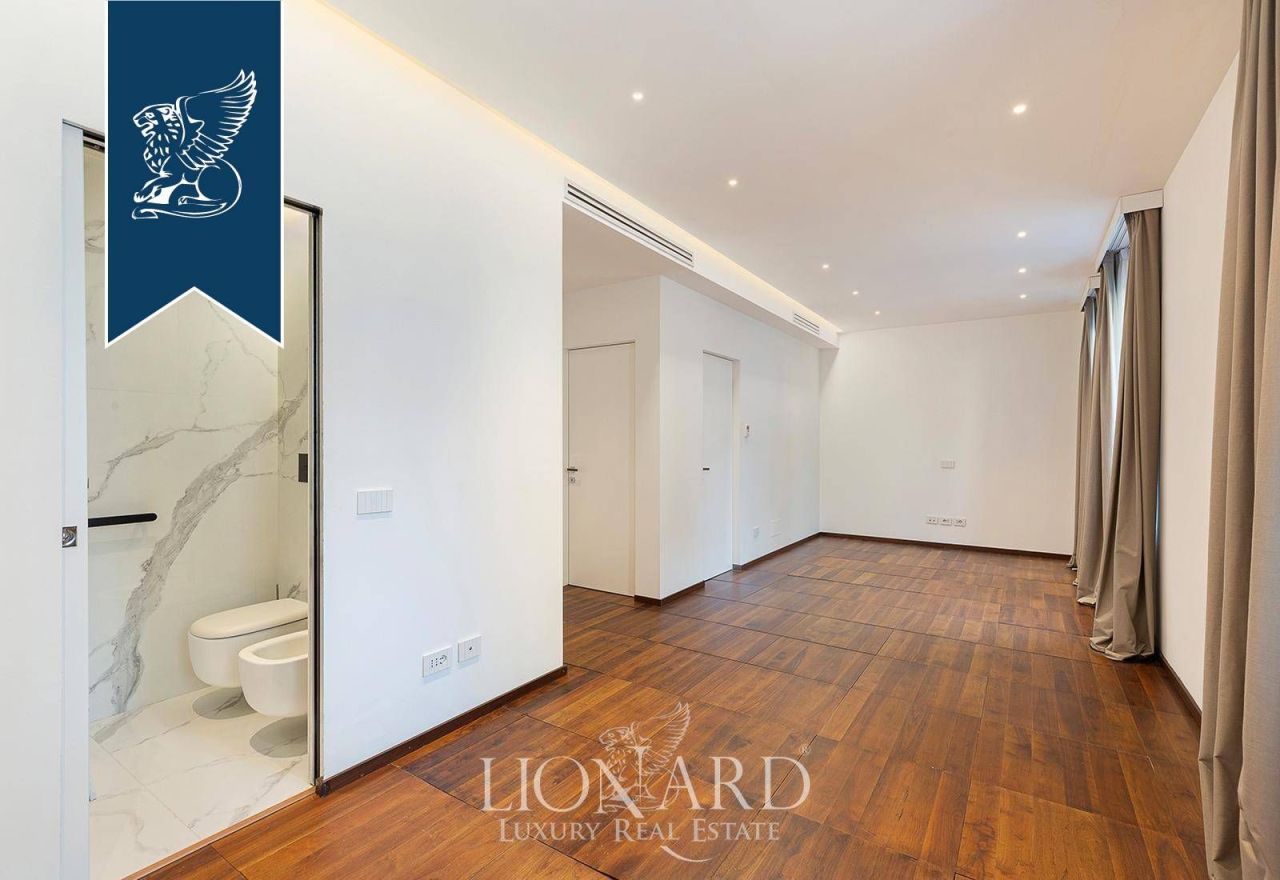 Апартаменты в Милане, Италия, 250 м² - фото 11