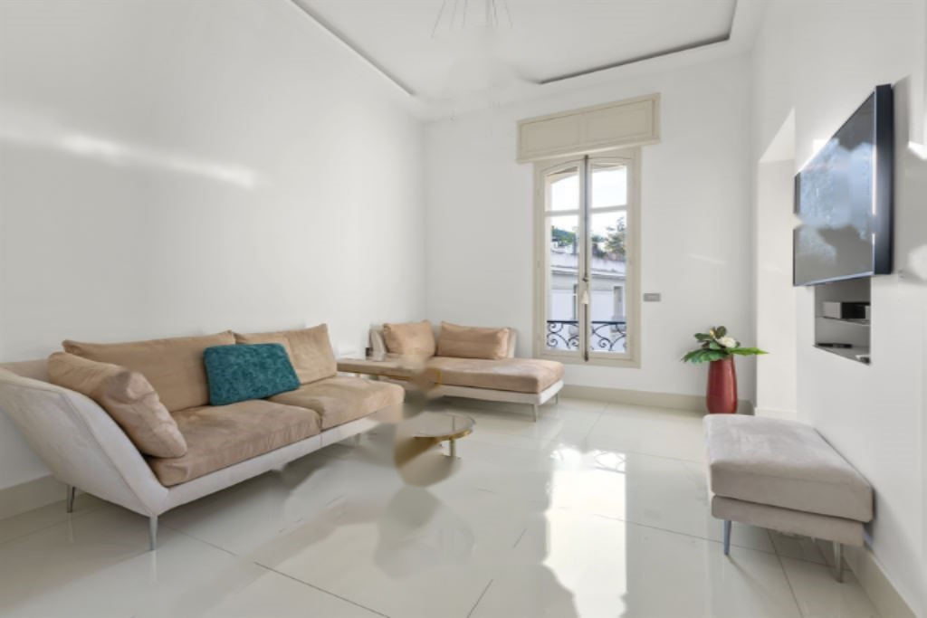 Квартира в Каннах, Франция, 70 м² - фото 2