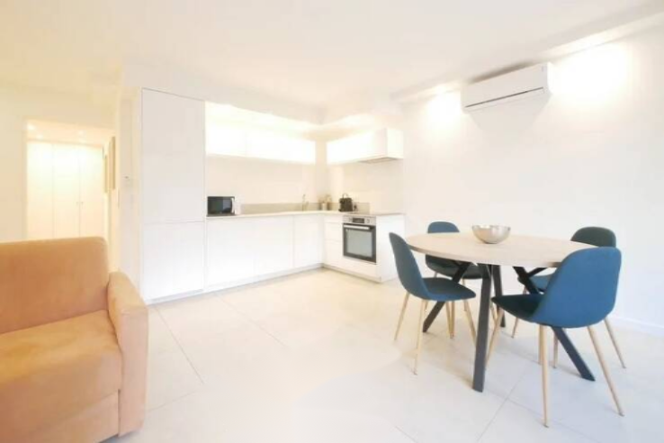 Квартира в Каннах, Франция, 47 м² - фото 2