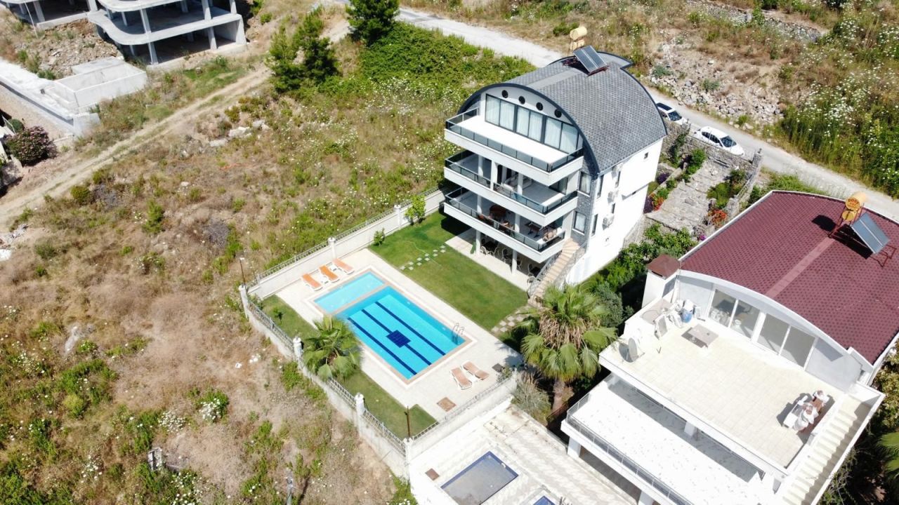 Вилла в Алании, Турция, 370 м² - фото 10