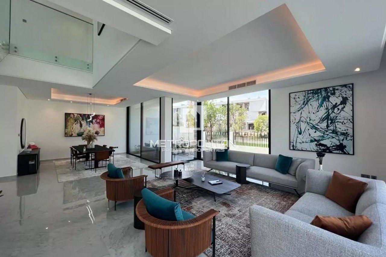 Вилла в Дубае, ОАЭ, 591 м² - фото 1