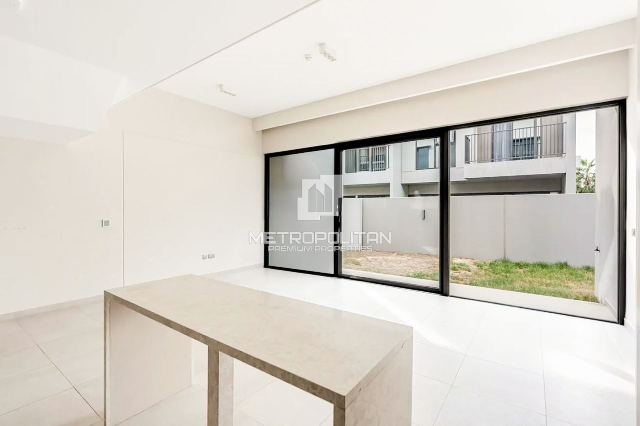 Таунхаус в Дубае, ОАЭ, 232 м² - фото 2