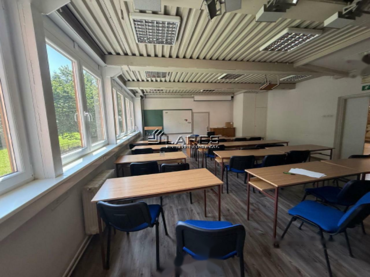 Офис в Любляне, Словения, 950 м² - фото 8