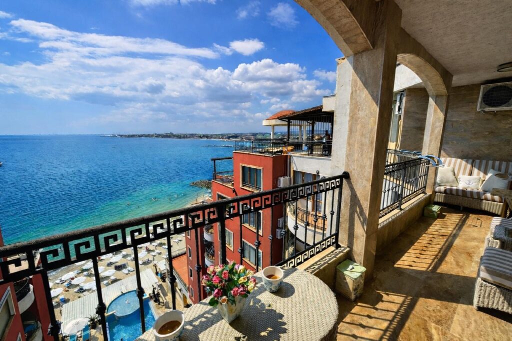 Квартира в Несебре, Болгария, 182 м² - фото 1