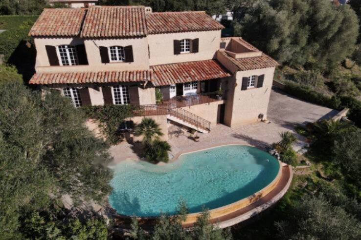 Квартира в Каннах, Франция, 180 м² - фото 1