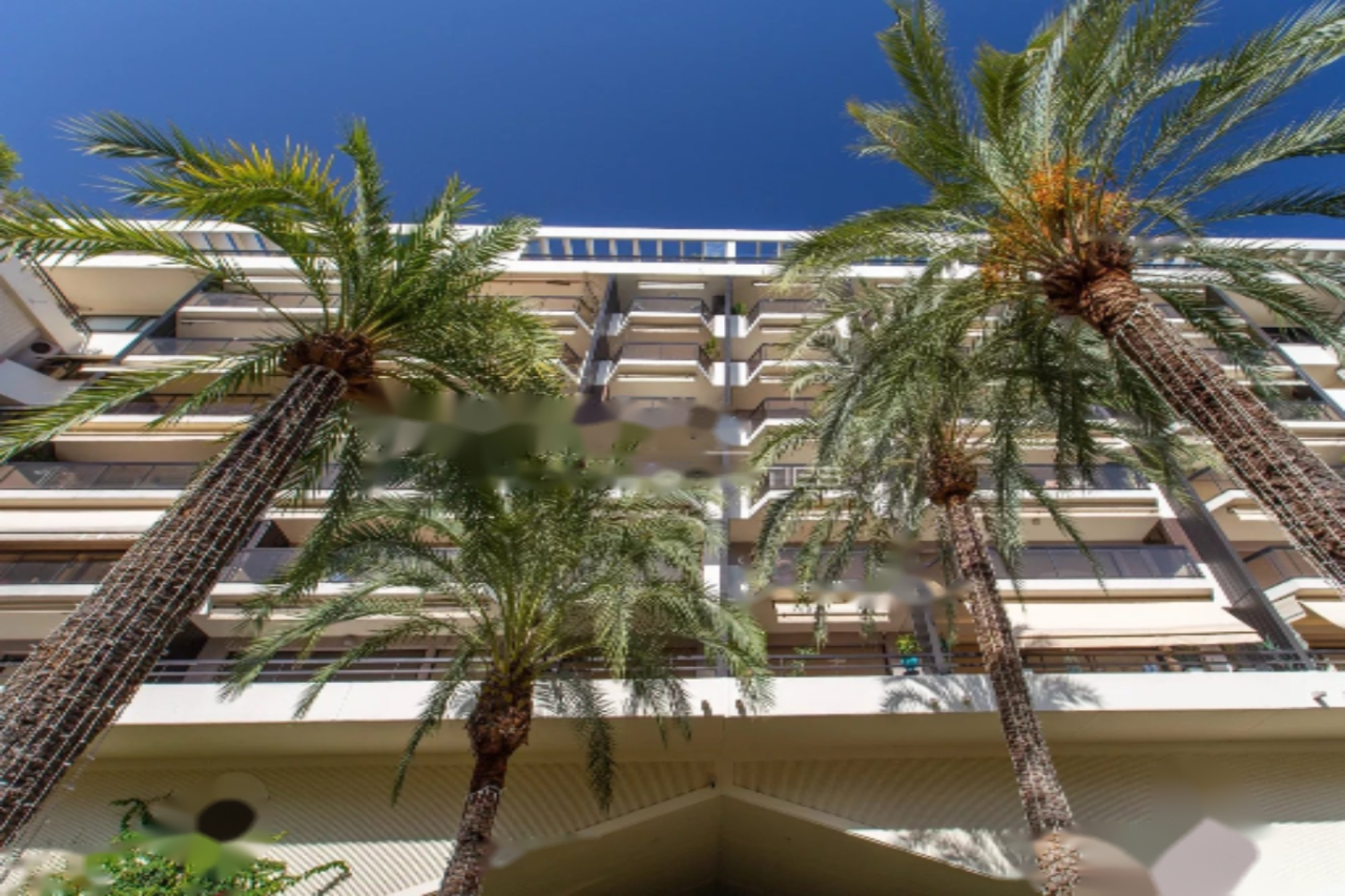 Квартира в Каннах, Франция, 82 м² - фото 1