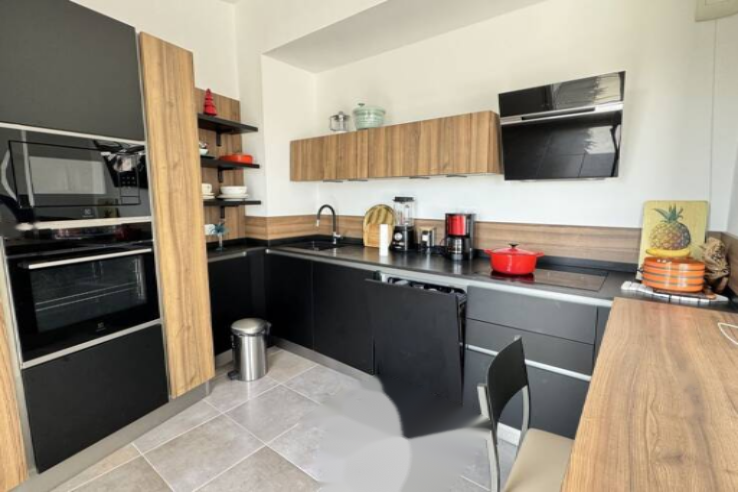 Квартира в Каннах, Франция, 77 м² - фото 1