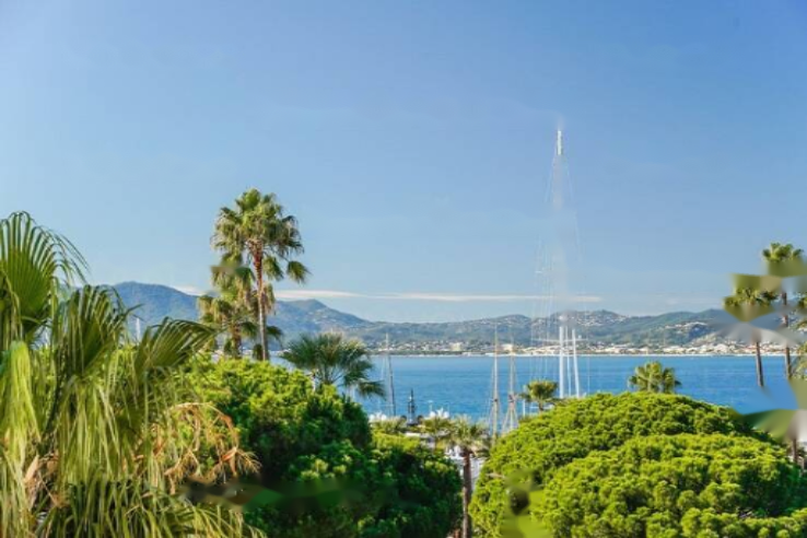 Квартира в Каннах, Франция, 56 м² - фото 1