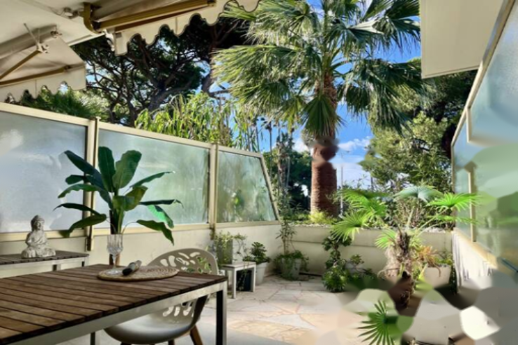 Квартира в Каннах, Франция, 38 м² - фото 1