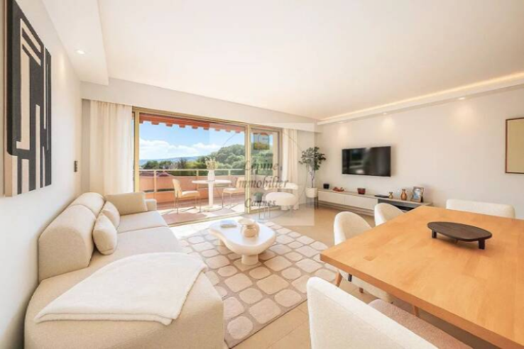 Квартира в Каннах, Франция, 102 м² - фото 1