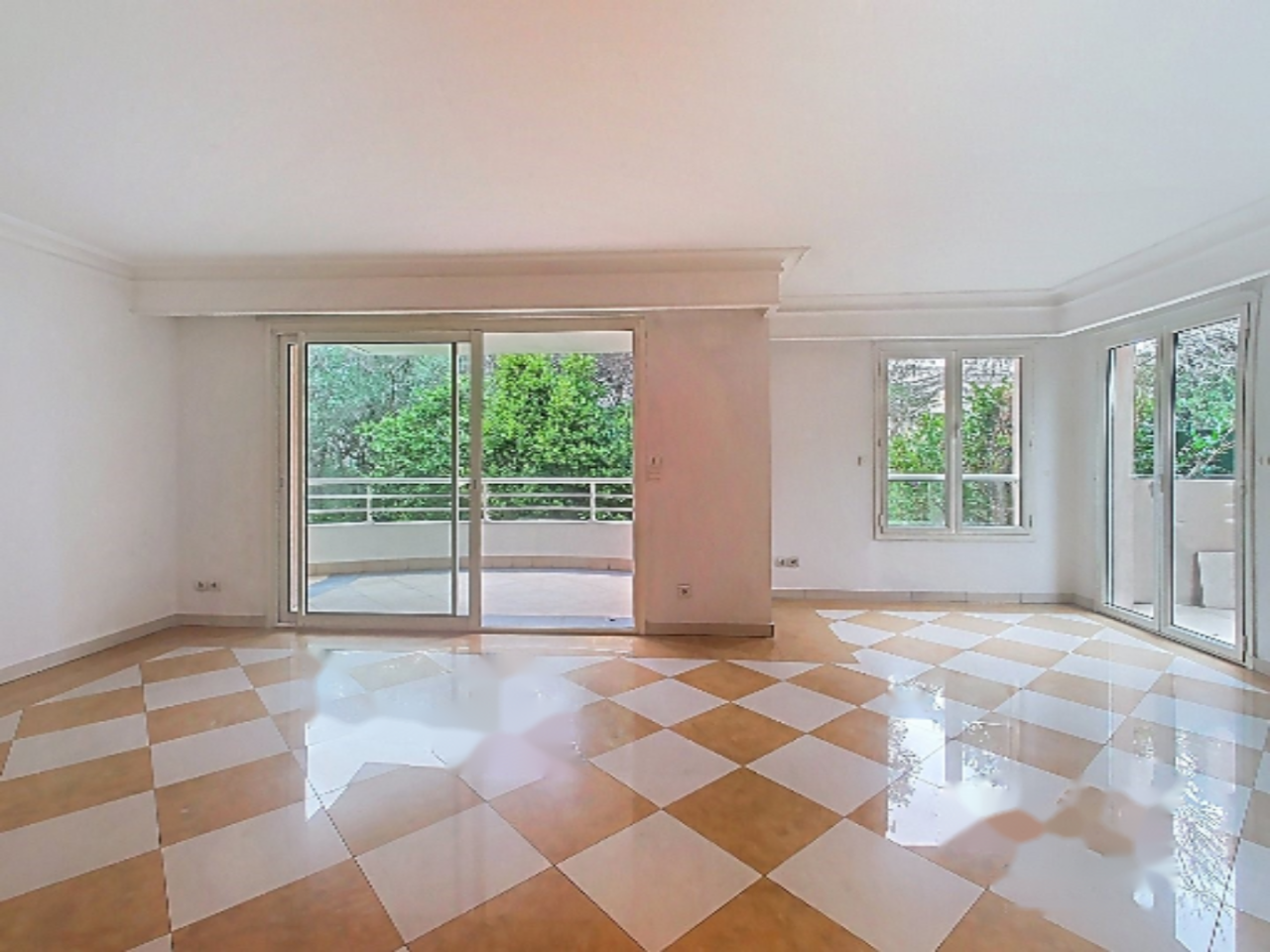 Квартира в Каннах, Франция, 70 м² - фото 2