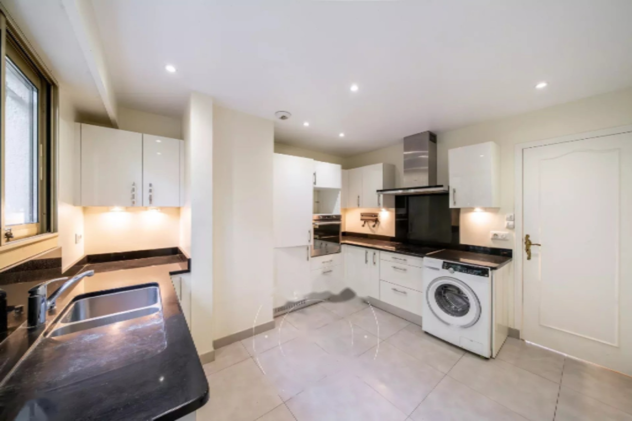 Квартира в Каннах, Франция, 106 м² - фото 3