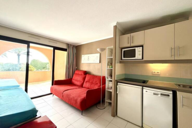 Квартира в Каннах, Франция, 26 м² - фото 2