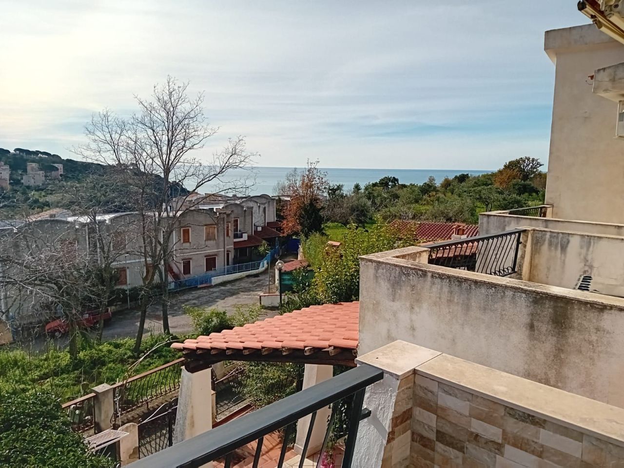 Дом в Сан-Никола-Арчелла, Италия, 87 м² - фото 1