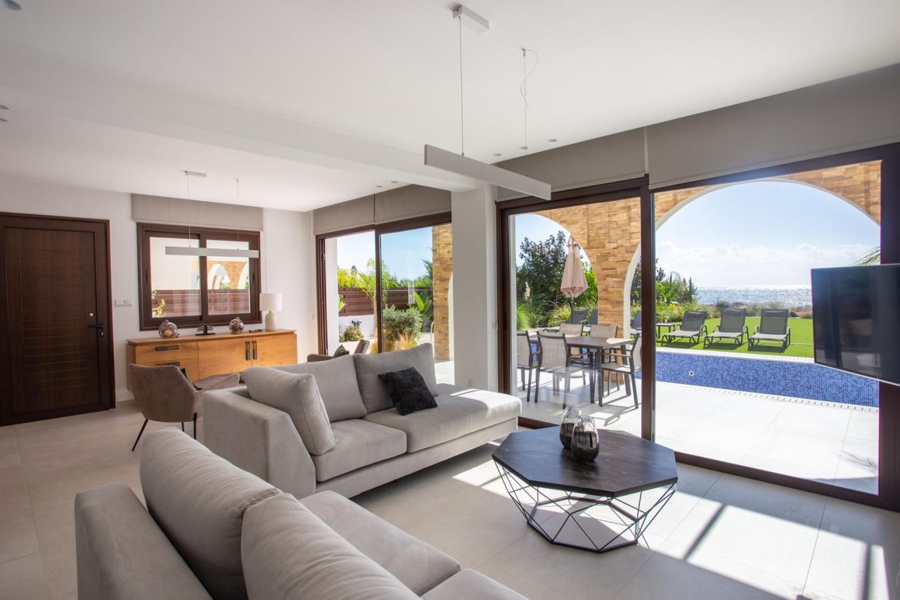 Вилла в Фамагусте, Кипр, 224 м² - фото 9