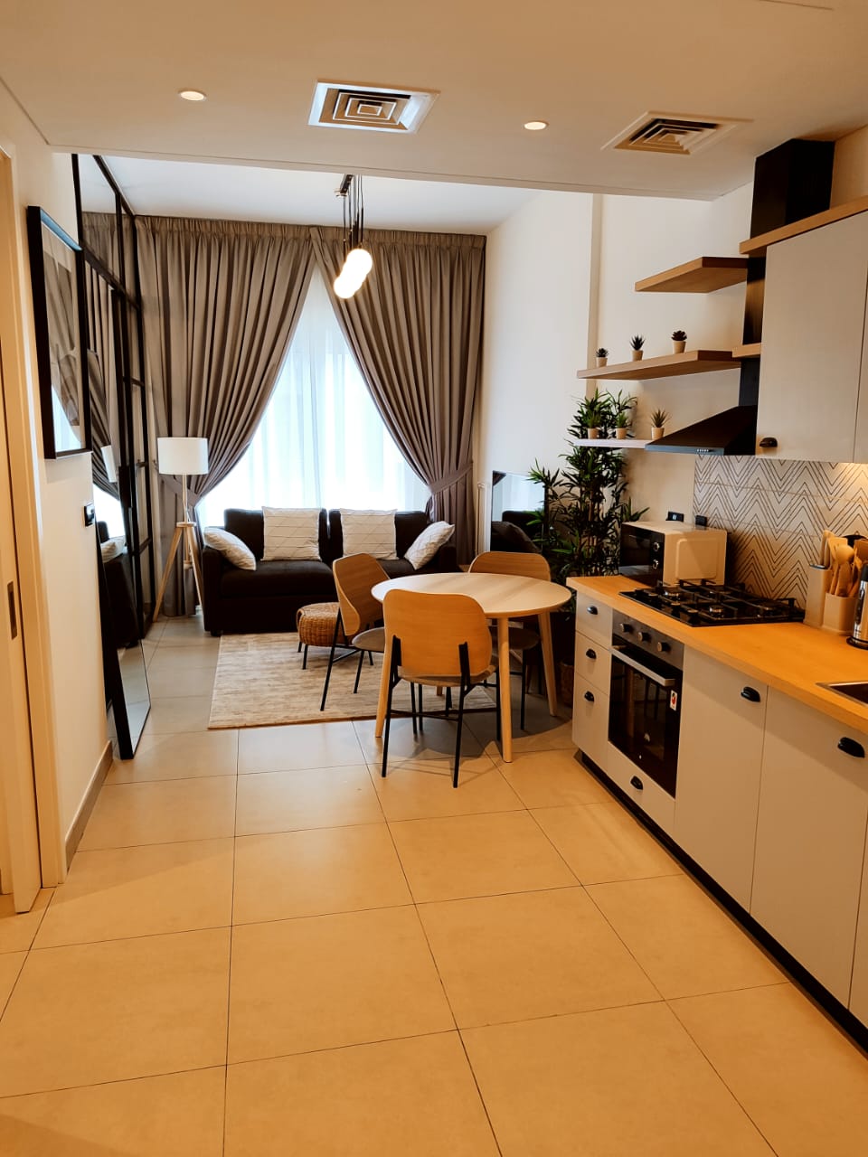 Квартира в Дубае, ОАЭ, 45 м² - фото 1