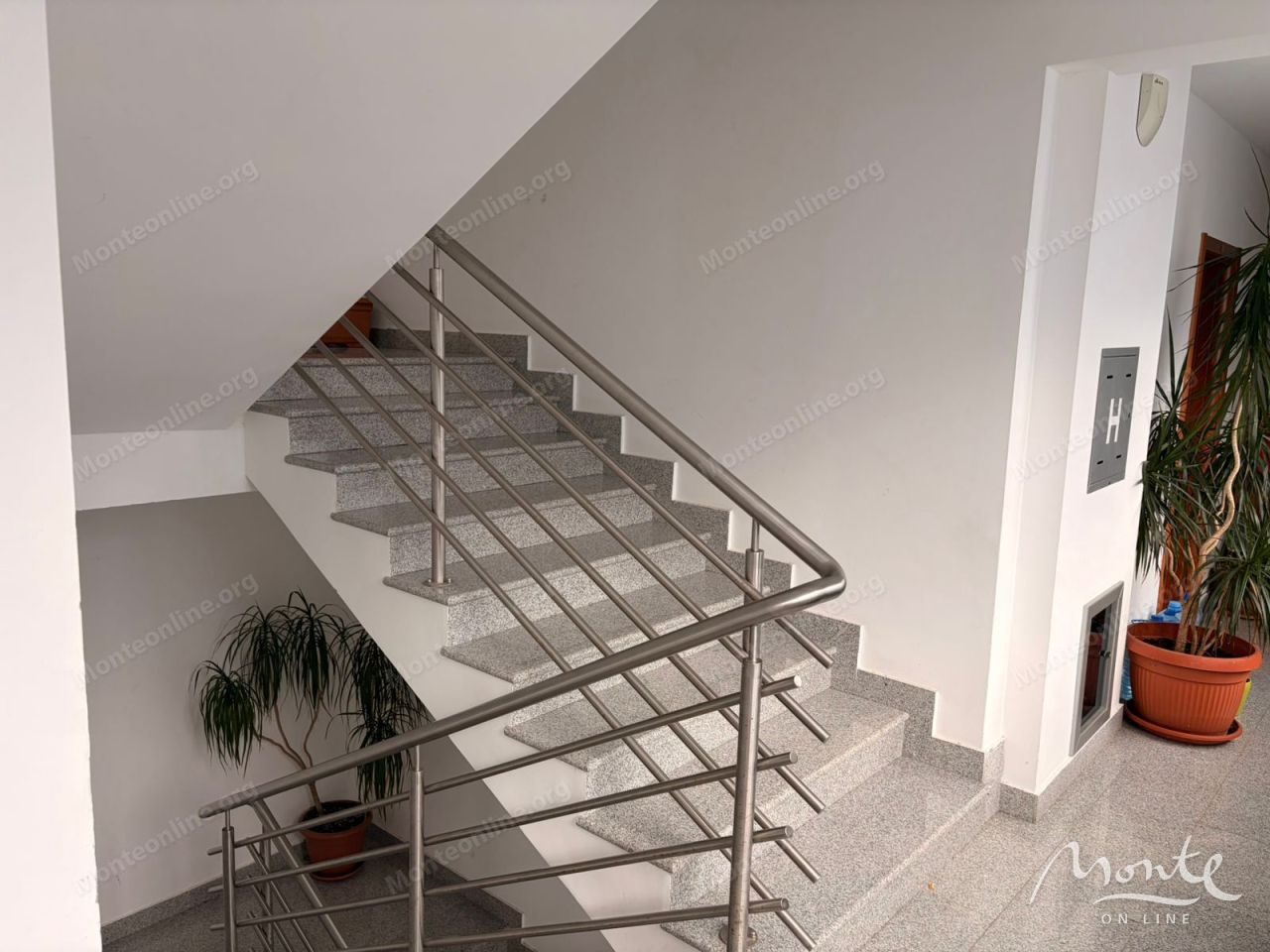 Апартаменты в Бечичи, Черногория, 39 м² - фото 13