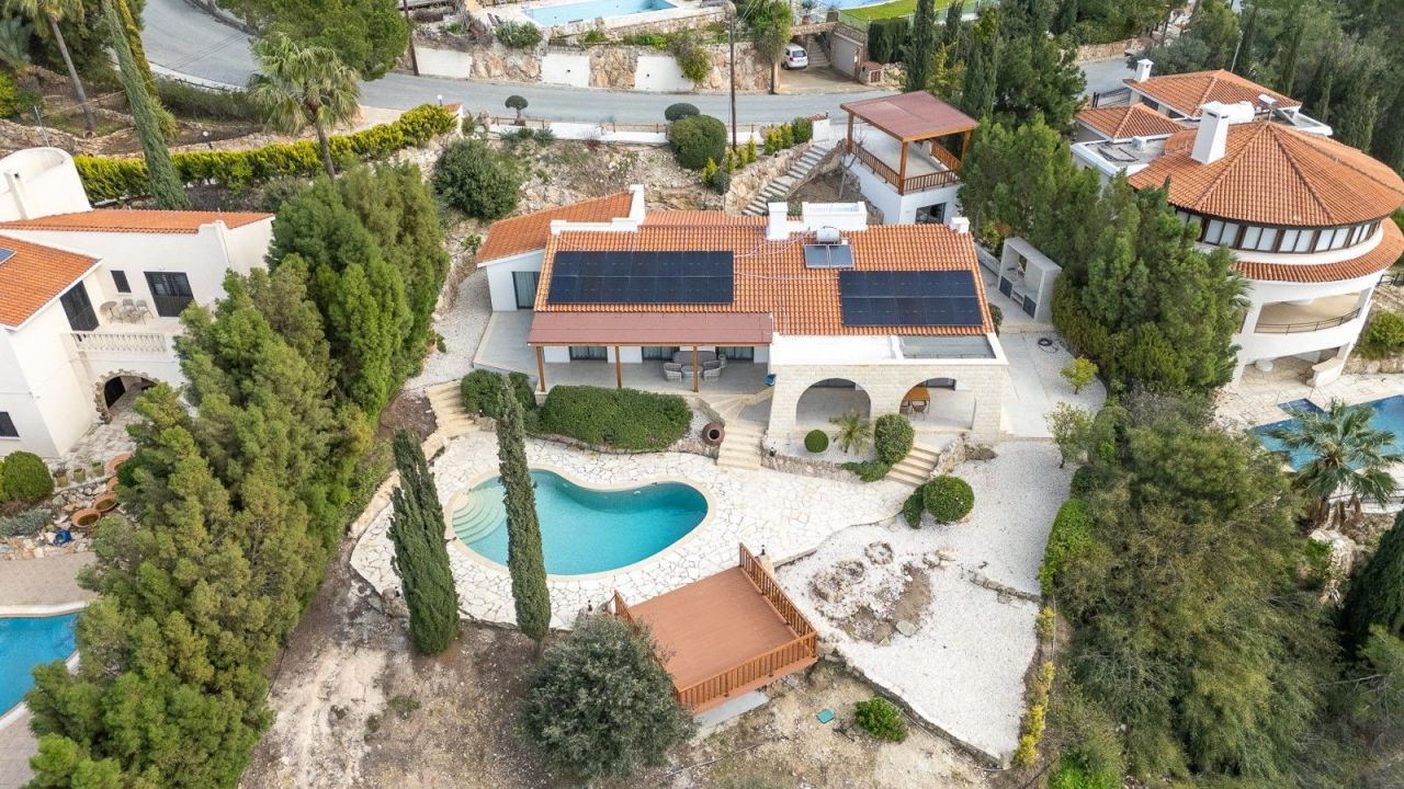 Бунгало в Пафосе, Кипр, 220 м² - фото 2