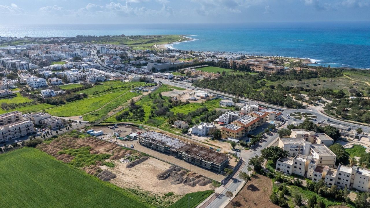 Студия в Пафосе, Кипр, 54 м² - фото 2