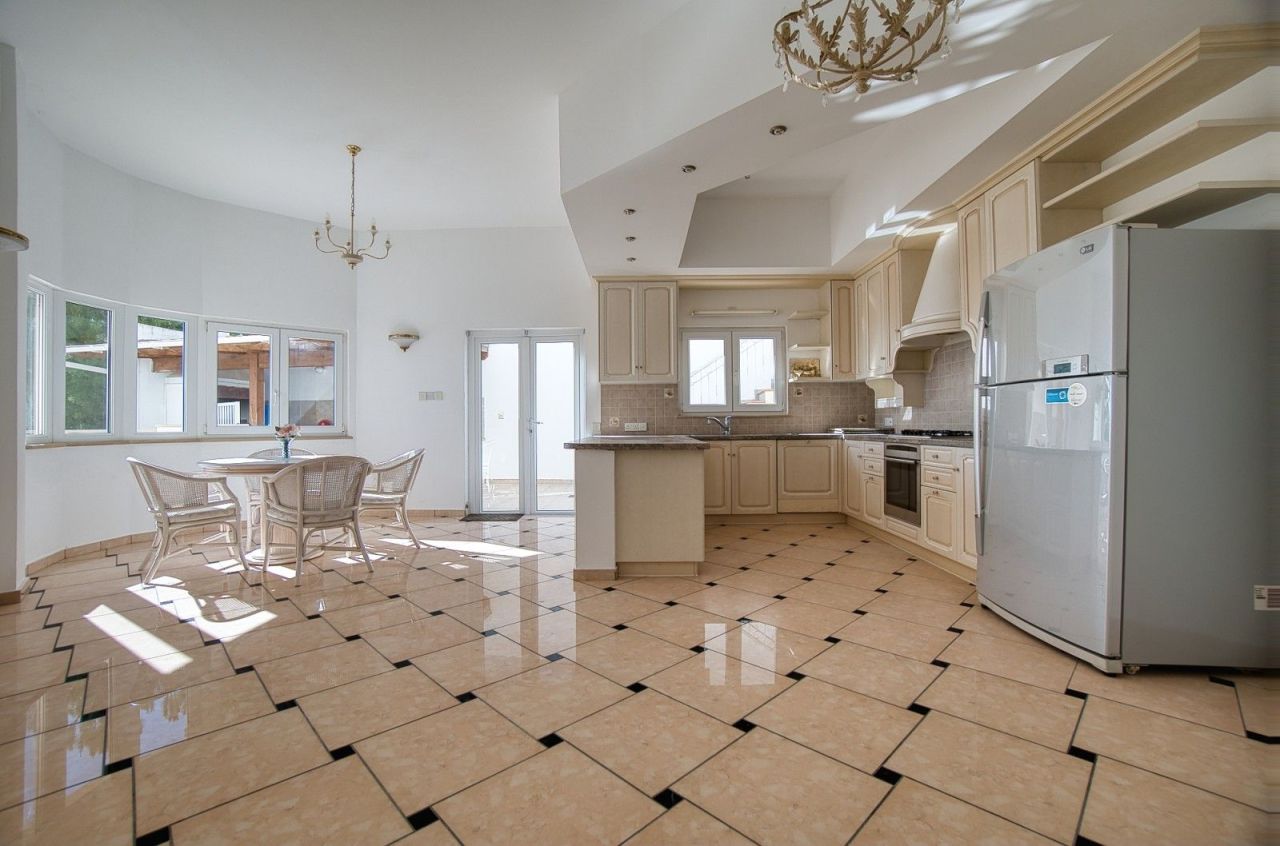 Вилла в Пафосе, Кипр, 780 м² - фото 13