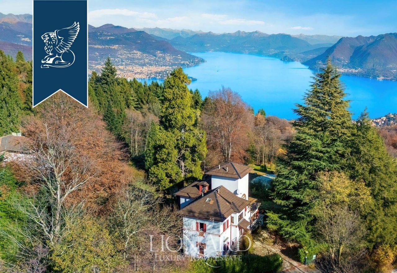 Вилла в Джиньезе, Италия, 600 м² - фото 1