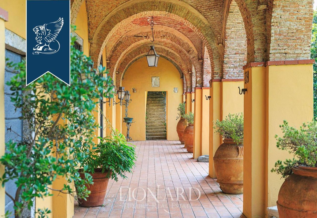 Вилла в Лекко, Италия, 1 950 м² - фото 10