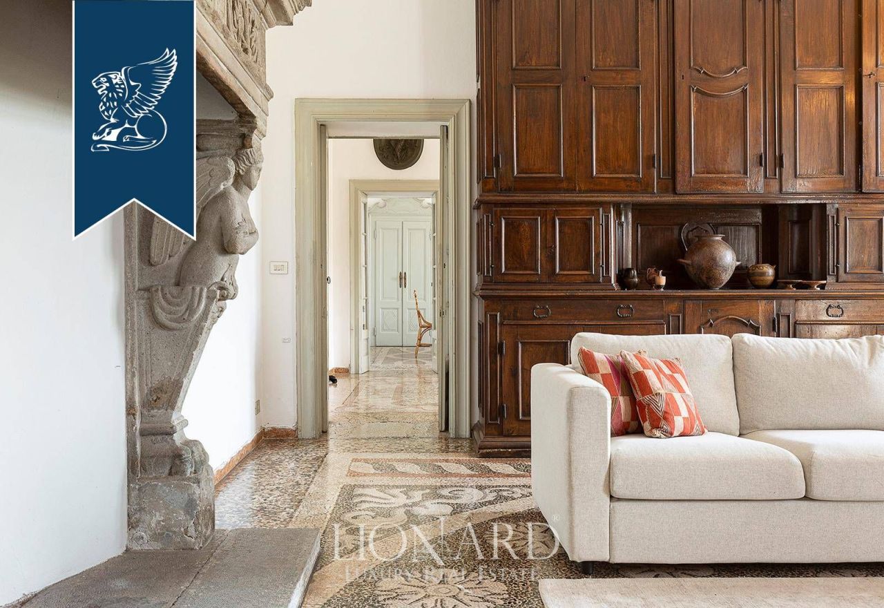 Вилла в Лекко, Италия, 1 950 м² - фото 14